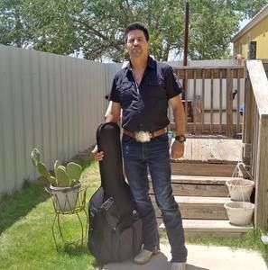 Meet your Posher, Cecilio